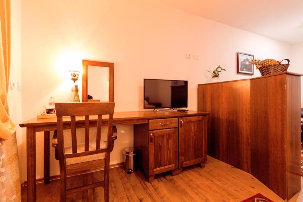 Downtown Rooms Nis Exterior foto