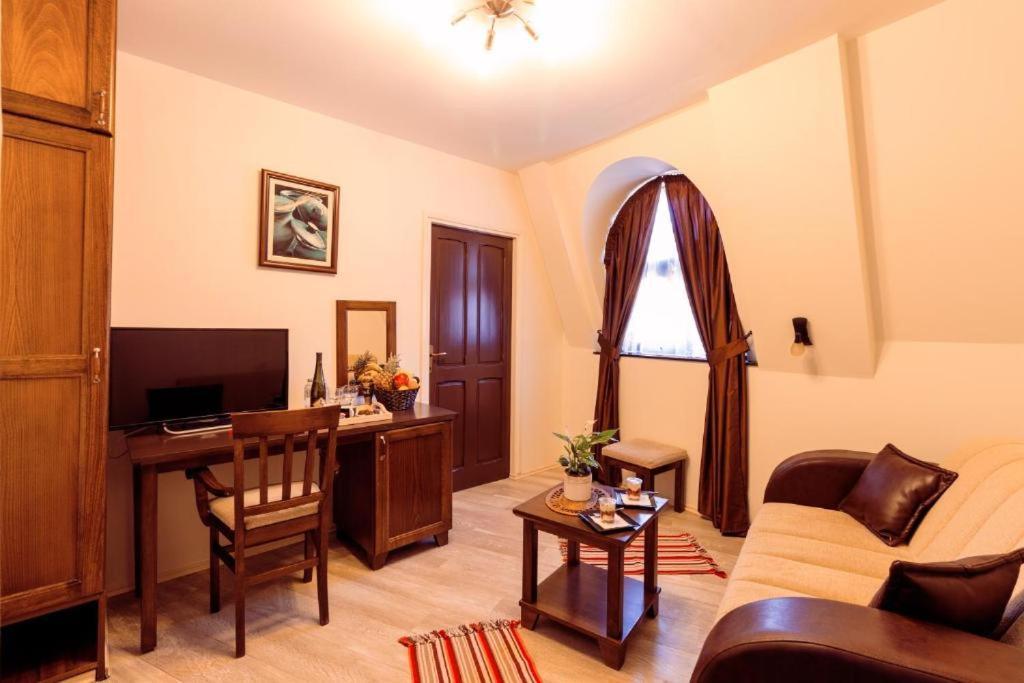 Downtown Rooms Nis Exterior foto