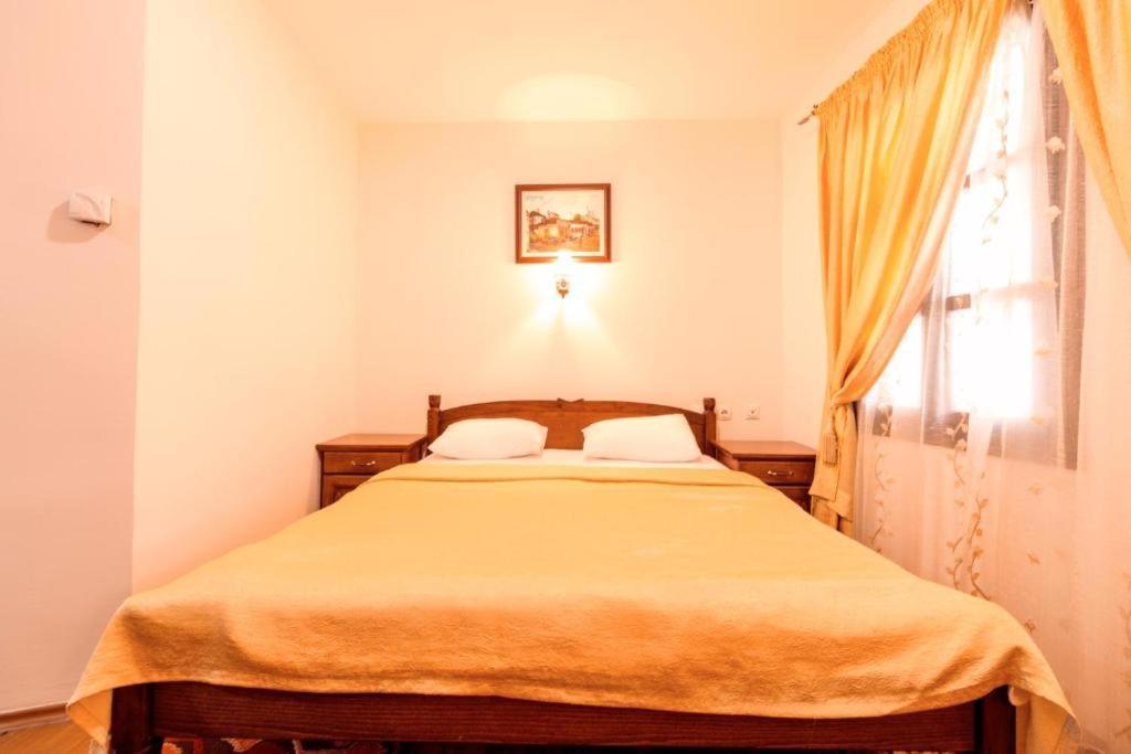 Downtown Rooms Nis Exterior foto