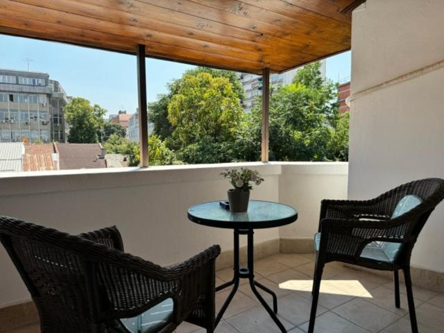 Downtown Rooms Nis Exterior foto